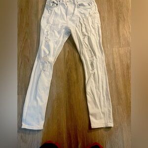 Jeans from American eagle, H&M and blue notes
